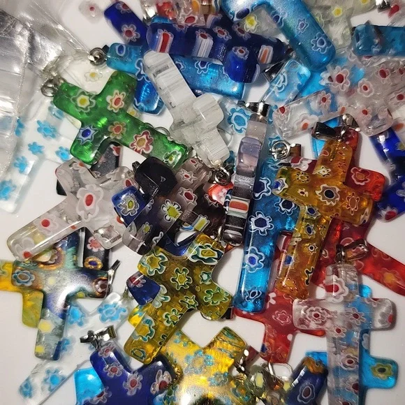 Lot Of Crosses💐🌸⚘️L@@K Pls - Picture 2 of 8